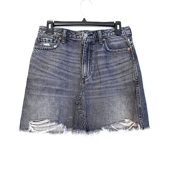 Abercrombie distressed denim skirt- SZ 4 - Picture 1 of 5